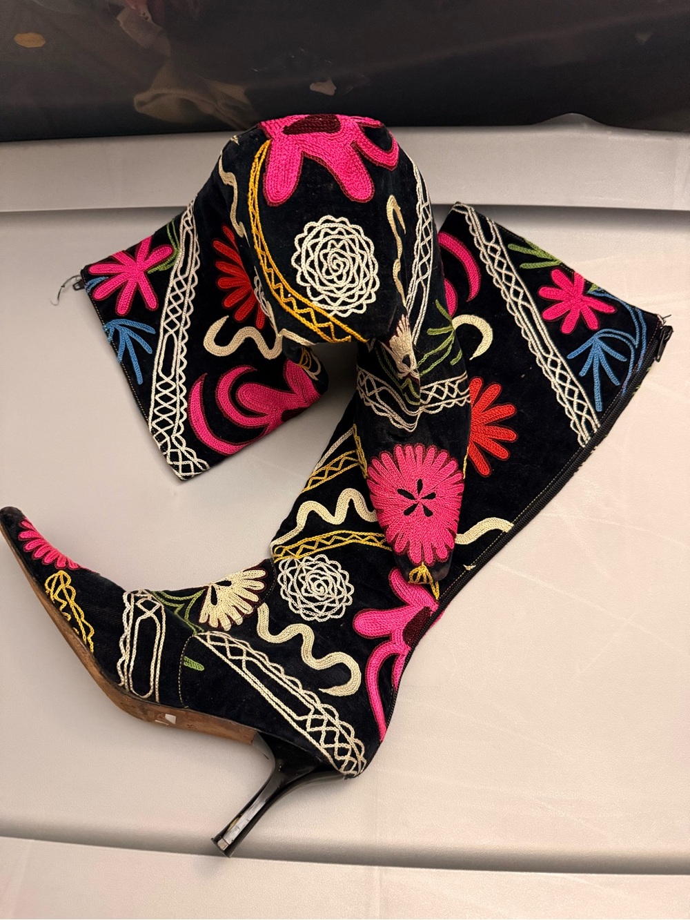 EDOCHE Turkish Suzani Embroidered Velvet Tall Boots EU 36 Floral - Picture 6 of 9